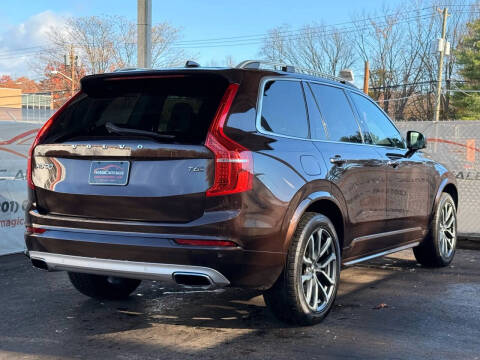 2018 Volvo XC90 T6 Momentum