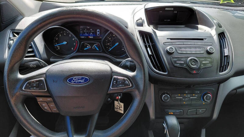2017 Ford Escape S