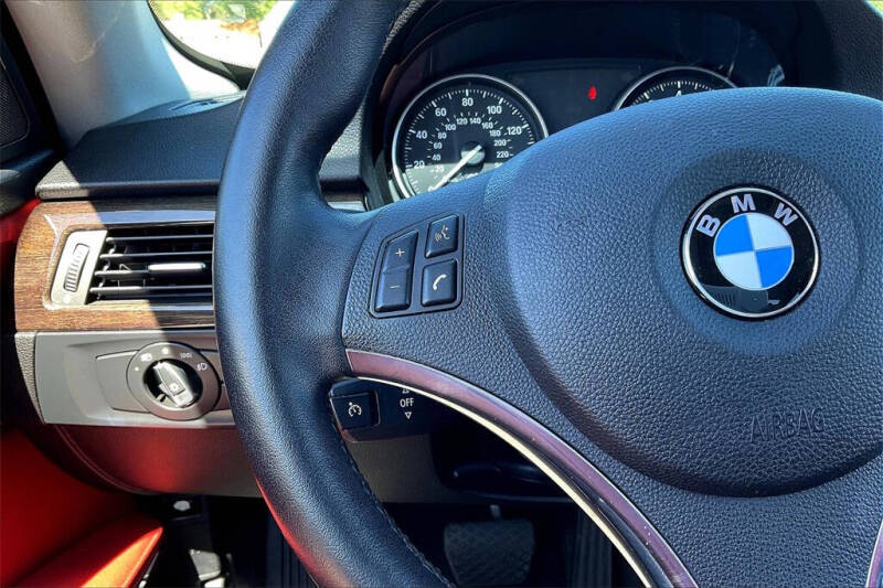 2013 BMW 3 Series 328i