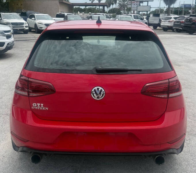 2018 Volkswagen Golf GTI S