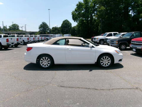 2013 Chrysler 200 Touring