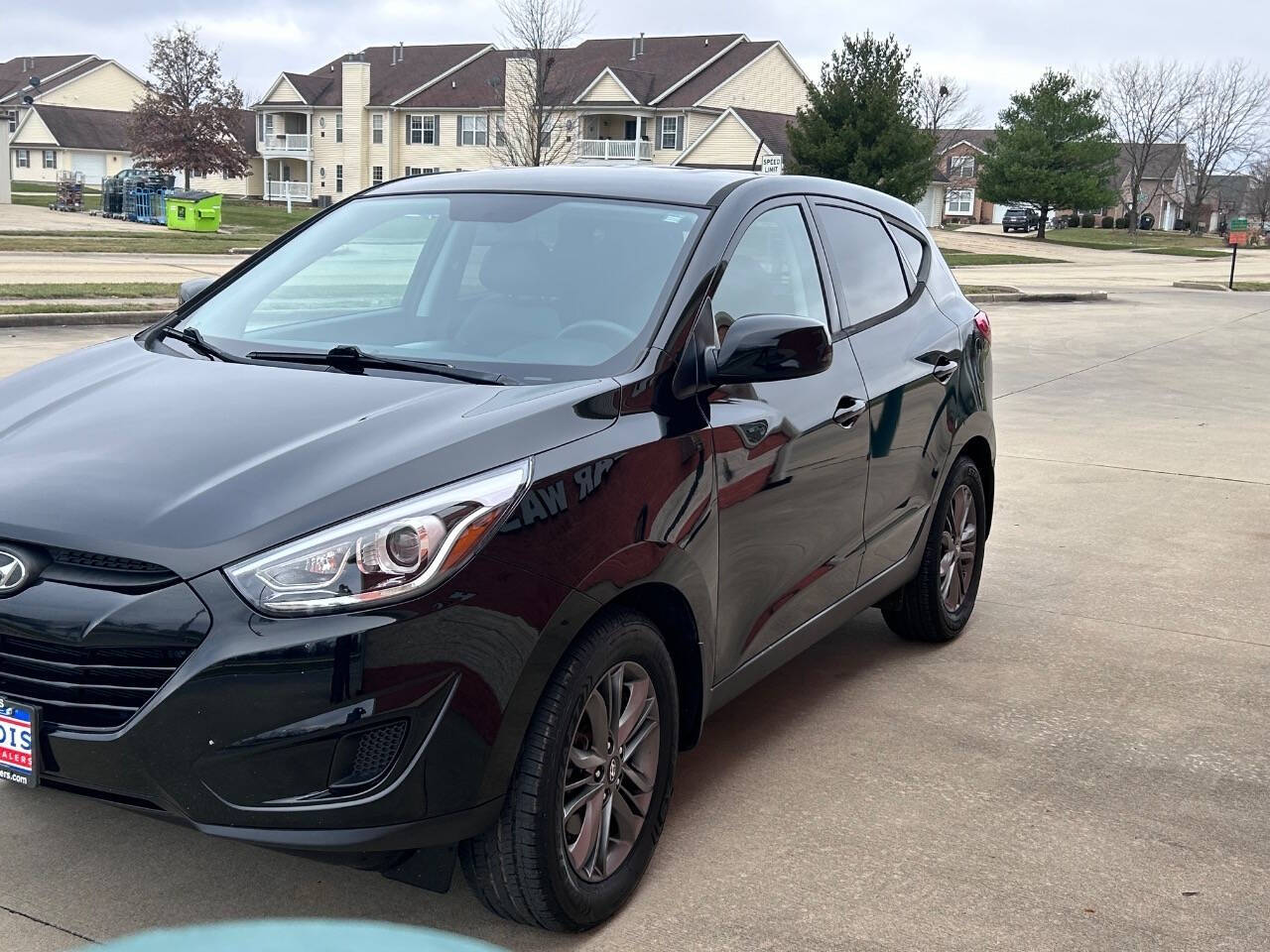 2015 Hyundai TUCSON for sale at Illinois Auto Wholesalers in Tolono, IL