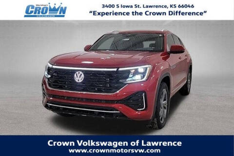 2024 Volkswagen Atlas Cross Sport for sale at Crown Automotive of Lawrence Kansas in Lawrence KS