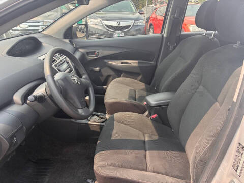 2009 Toyota Yaris
