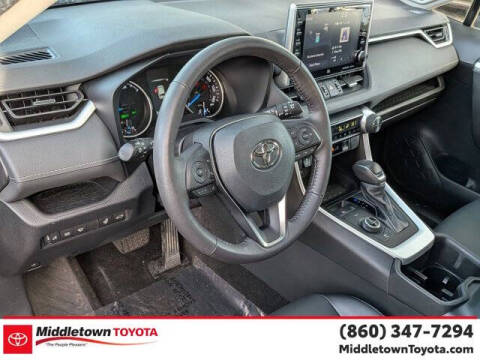 2022 Toyota RAV4 Hybrid XLE Premium