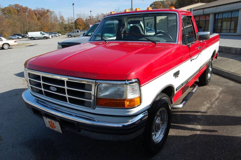 1995 Ford F-250 for sale at Modern Motors - Thomasville INC in Thomasville NC
