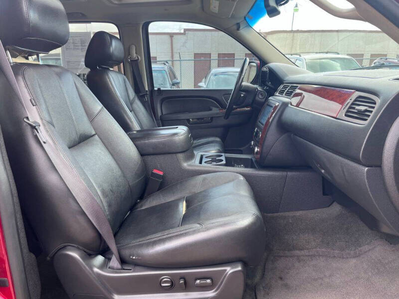 2013 Chevrolet Suburban LT