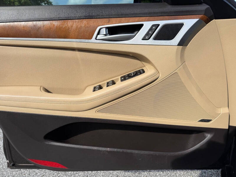 2017 Genesis G80