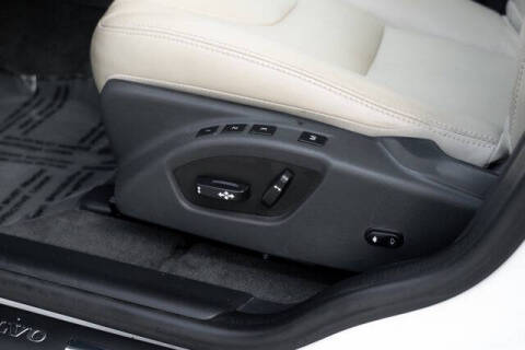 2017 Volvo XC60 T6 Inscription