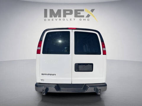 2023 GMC Savana 2500