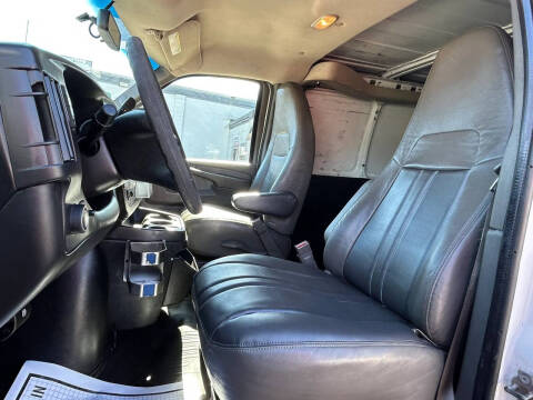 2015 Chevrolet Express 2500