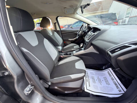 2012 Ford Focus SE