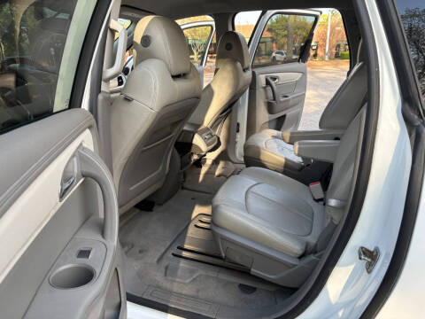 2017 Chevrolet Traverse LT