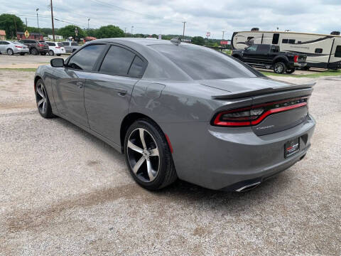 2017 Dodge Charger SXT