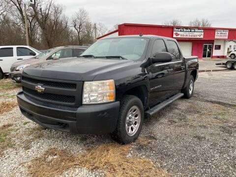 2007 Chevrolet Silverado 1500 for sale at Daves Deals on Wheels in Tulsa OK