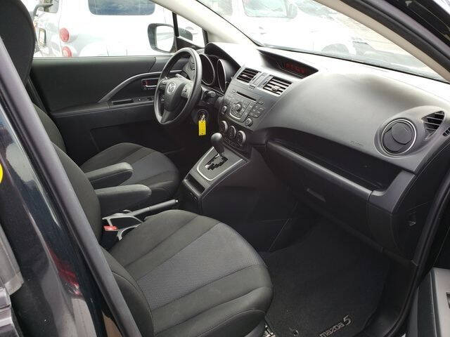 2015 Mazda MAZDA5 Sport