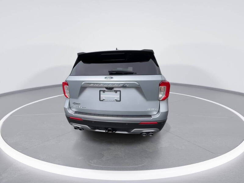 2021 Ford Explorer Platinum