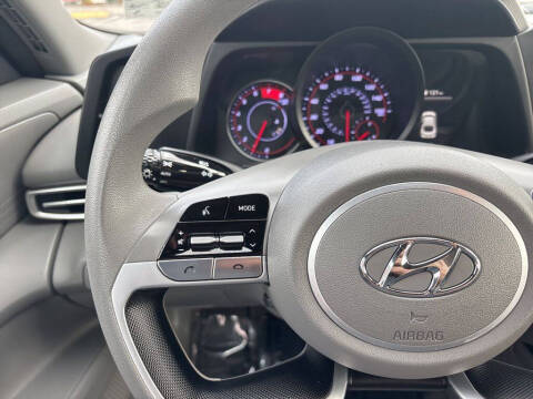 2022 Hyundai Elantra