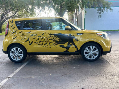 2014 Kia Soul +