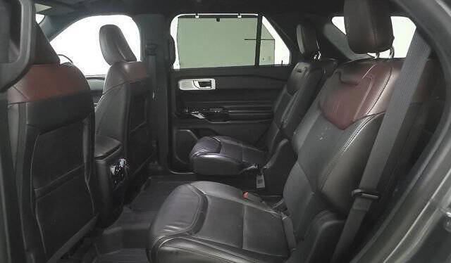 2021 Ford Explorer Platinum