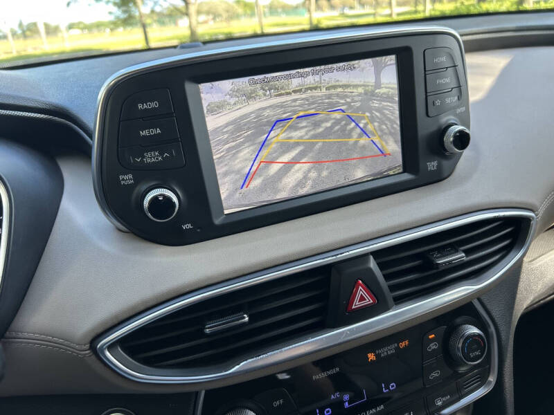 2020 Hyundai Santa Fe SEL 2.0T