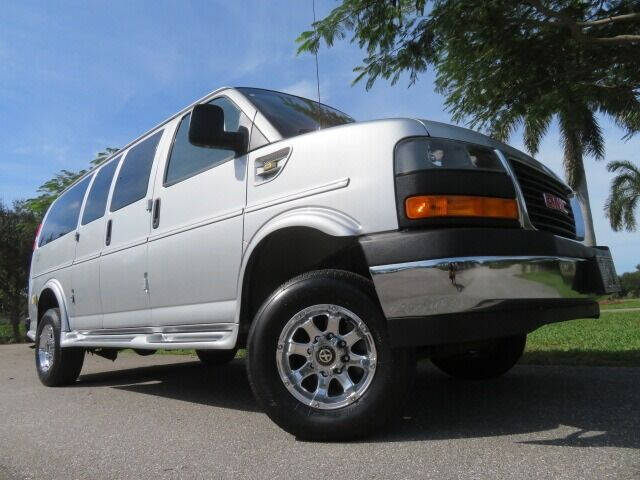 2017 GMC Savana 2500