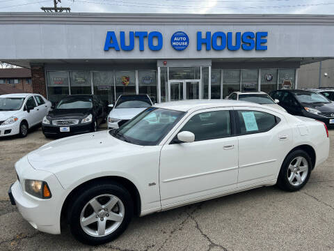 2010 Dodge Charger for sale at Auto House Motors in Downers Grove IL