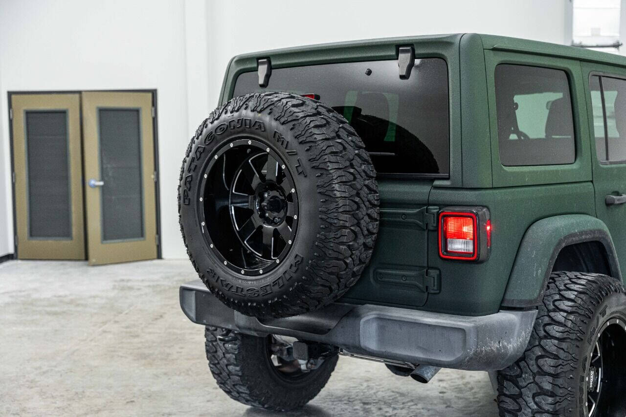 2018 JEEP Wrangler SUV / Crossover - $47,999