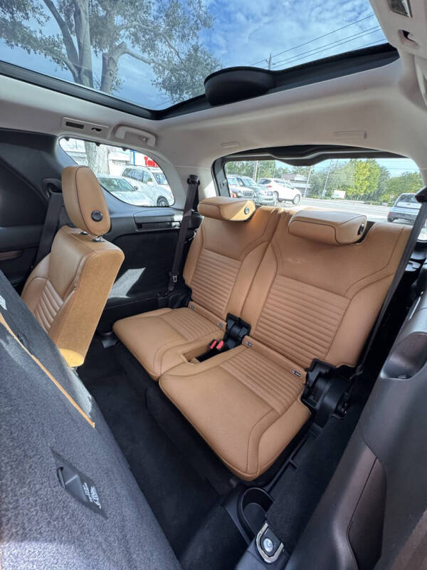 2017 Land Rover Discovery HSE