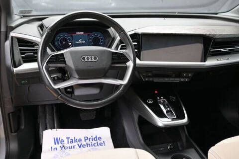 2024 Audi Q4 e-tron quattro Premium 55