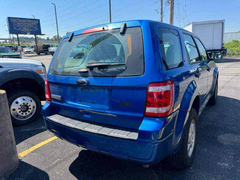 2011 Ford Escape XLS