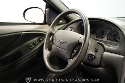 2003 Ford Mustang Mach 1 Premium