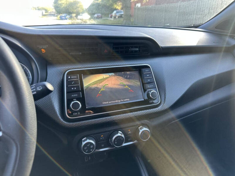 2019 Nissan Kicks SV