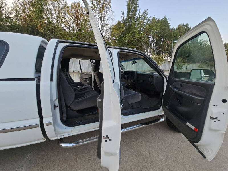 2003 GMC Sierra 2500HD