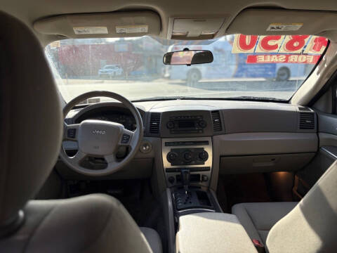 2005 Jeep Grand Cherokee Laredo