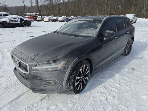 2021 Volvo V60 Cross Country