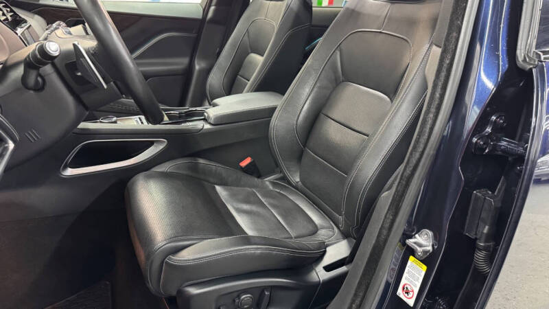 2017 Jaguar F-PACE S