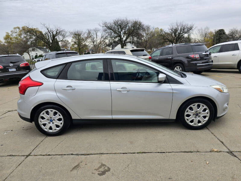 2012 Ford Focus SE photo 6