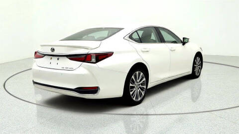 2021 Lexus ES 250