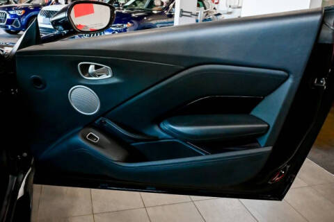 2022 Aston Martin Vantage