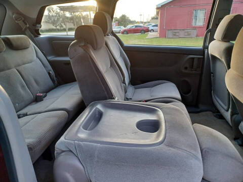 2006 Toyota Sienna LE 7 Passenger