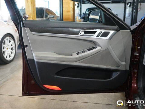 2015 Hyundai Genesis