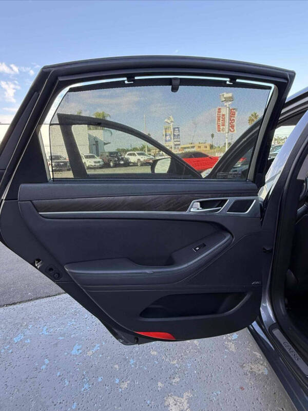 2016 Hyundai Genesis