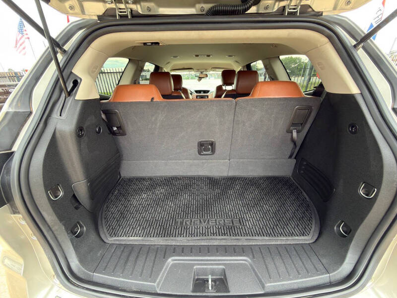 2017 Chevrolet Traverse LT