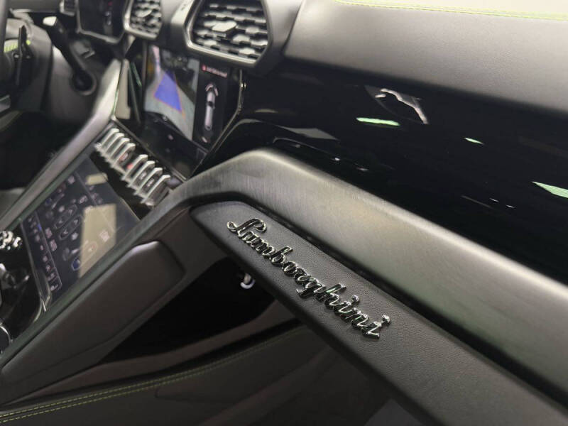 2021 Lamborghini Urus