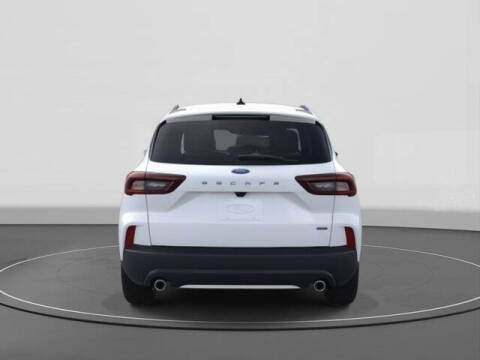 2025 Ford Escape Hybrid ST-Line