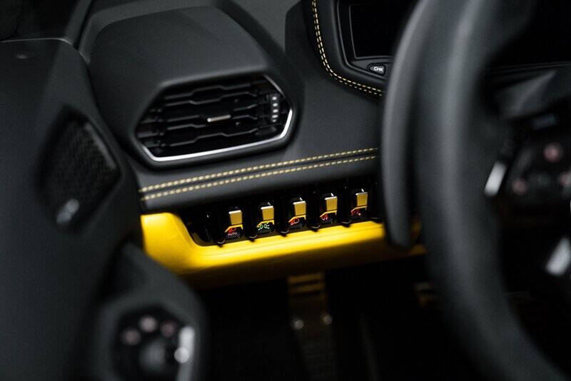 2023 Lamborghini Huracan EVO Spyder