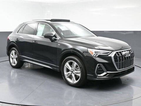 2022 Audi Q3 quattro S line Prem Plus 45 TFSI