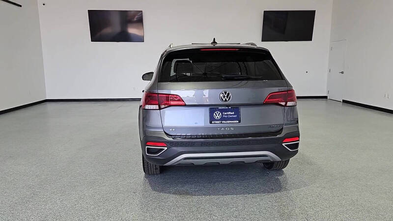 2024 Volkswagen Taos SE