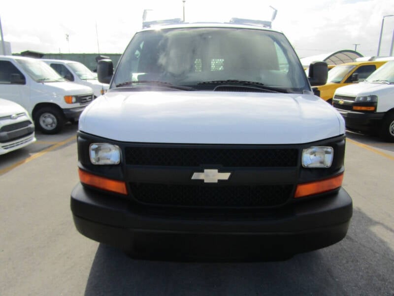 2007 Chevrolet Express Cargo Work photo 3